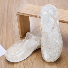 Beautiful Jelly Girls Clog Slippers , Breathable Beach Shoes With Low Heels